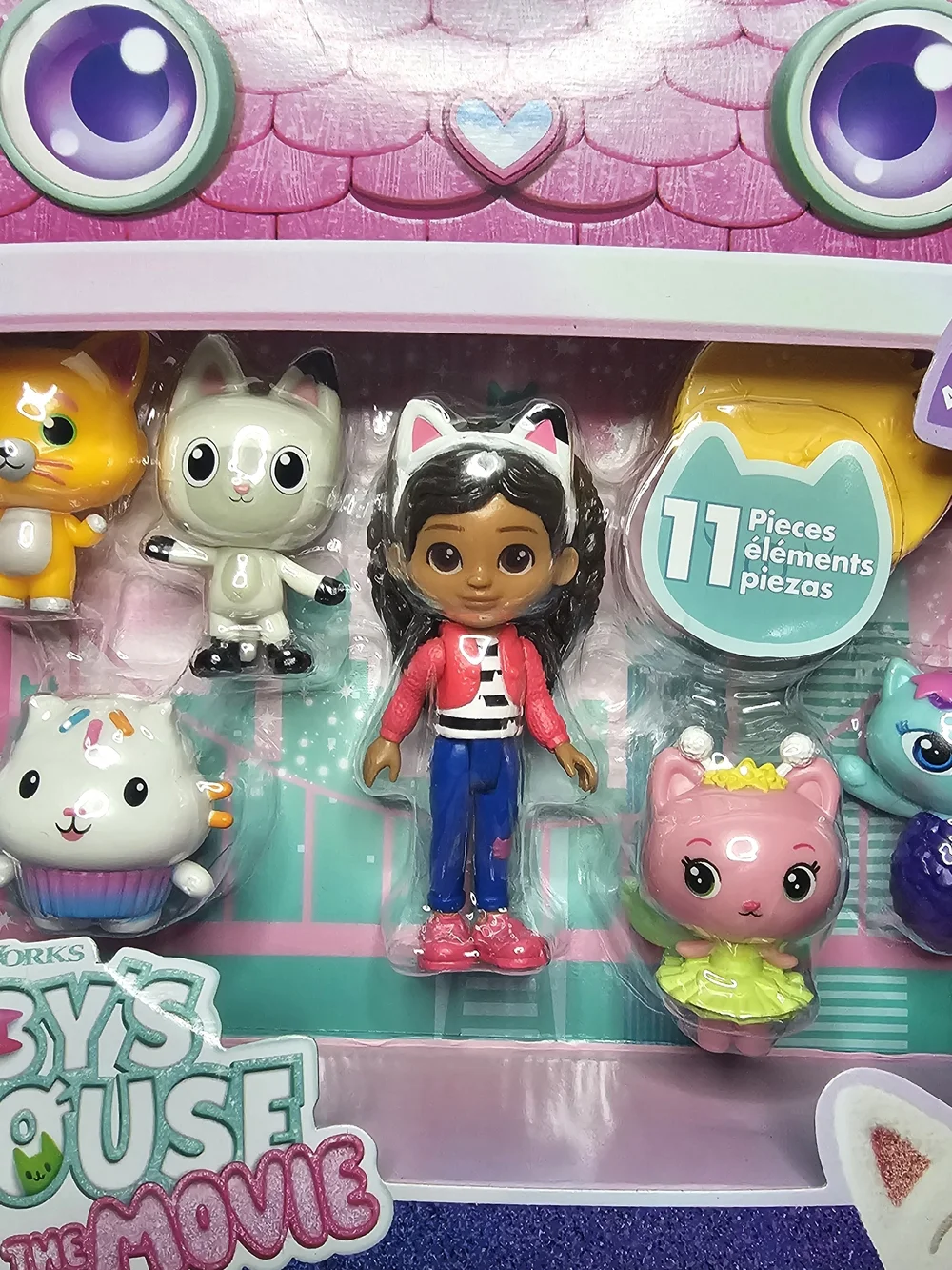 Gabby’s Dollhouse Cat-Venture Crew Pack – Pink Playset with Figures
